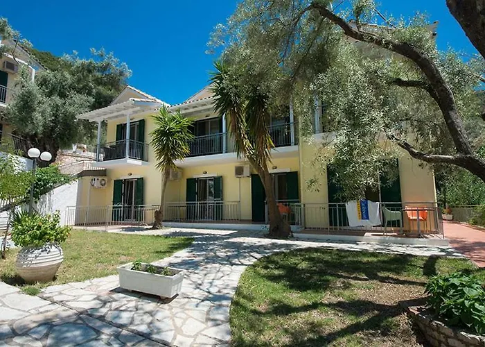 מלון דירות Ilios & 3*